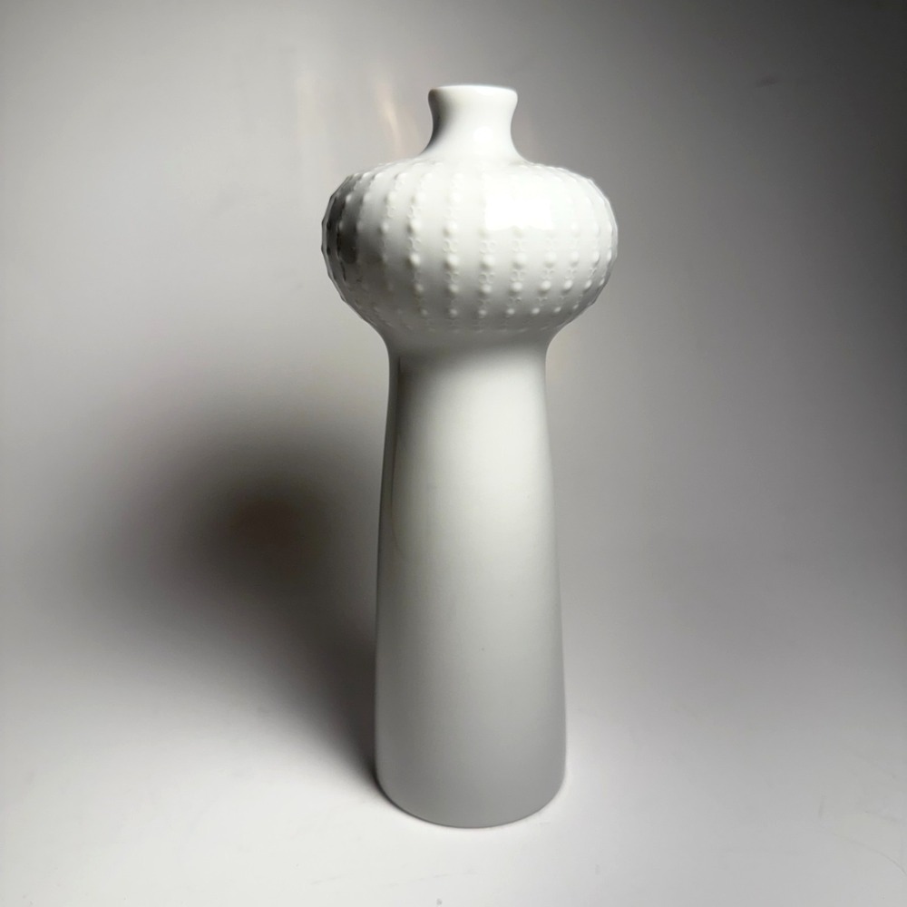 Vintage Meissen Blanc de Chine Weiss / Weifs Porcelain Vase ESGG
